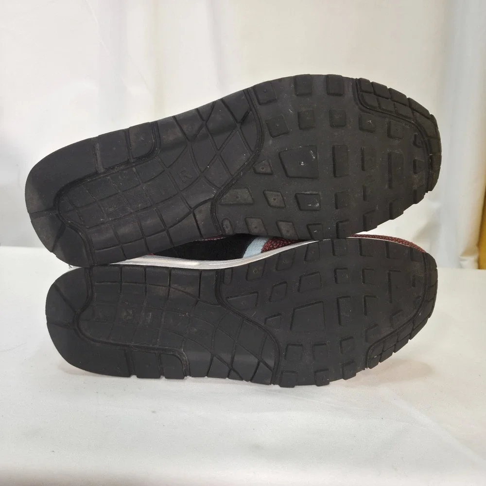 Nike please see